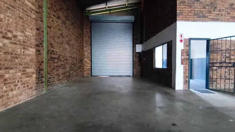 Industrial- Property-To-Let-in-City-Deep (12)